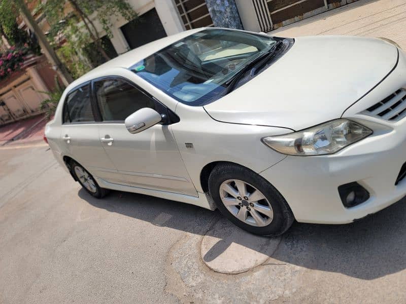 Toyota Corolla Altis 2013 5