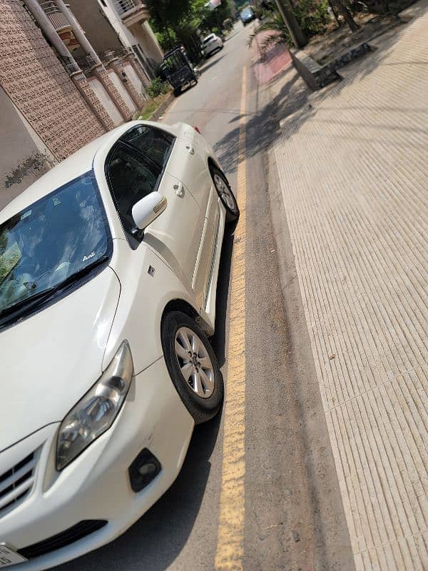 Toyota Corolla Altis 2013 6