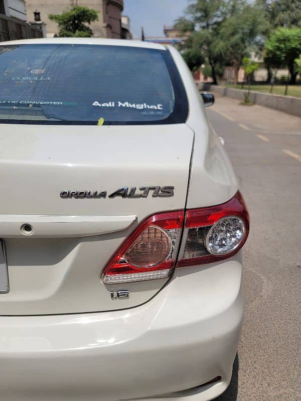 Toyota Corolla Altis 2013 9