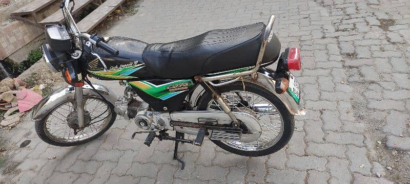 urgent sale serious buyer just call me 3
