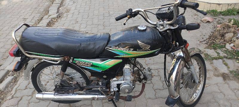 urgent sale serious buyer just call me 5