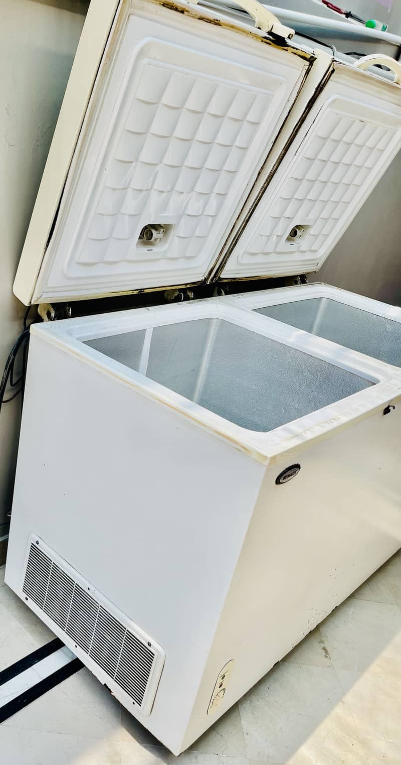 Waves double door deep freezer-large 4