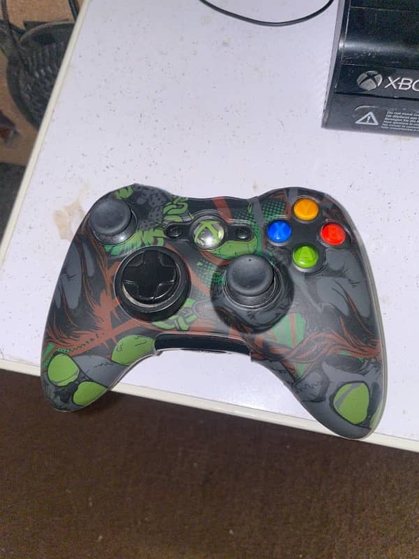 xbox 360 with wireless controller 2