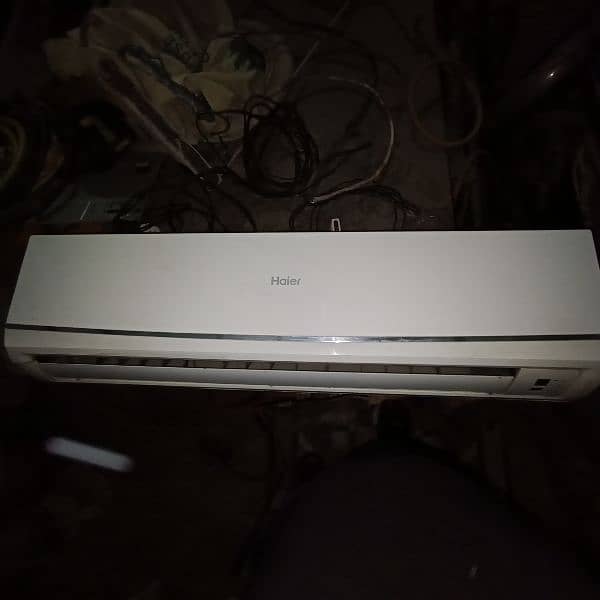 1.5 ton 3 ac urgent sale 0