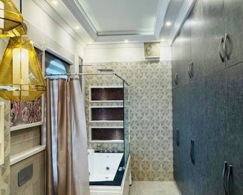 Spacious 1 Kanal Upper Portion For Rent In DHA Phase 5 Perfect For Family Living! 7