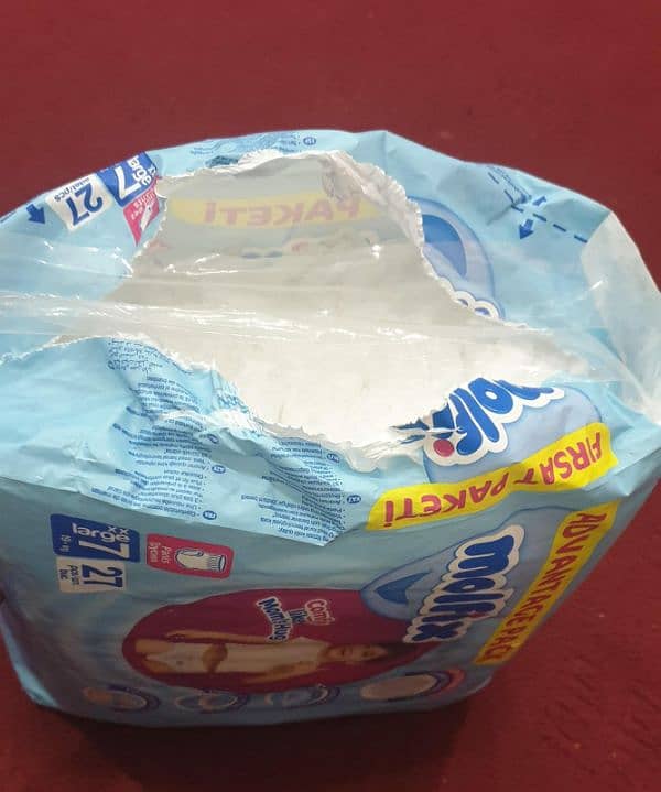 Molfix Diapers Size 7 (XXL) – 18 Pieces per Pack 0