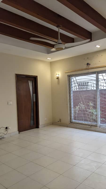 Luxurious 10 Marla Modern Design House For Rent In DHA Phase 5 Lahore 5