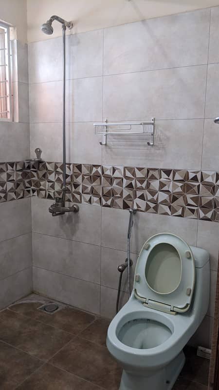 Luxurious 10 Marla Modern Design House For Rent In DHA Phase 5 Lahore 21