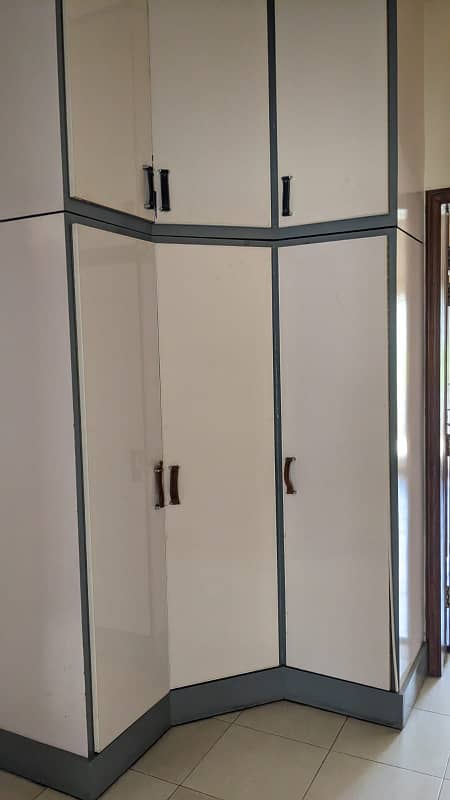 Luxurious 10 Marla Modern Design House For Rent In DHA Phase 5 Lahore 24