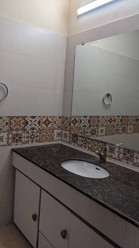 Luxurious 10 Marla Modern Design House For Rent In DHA Phase 5 Lahore 26