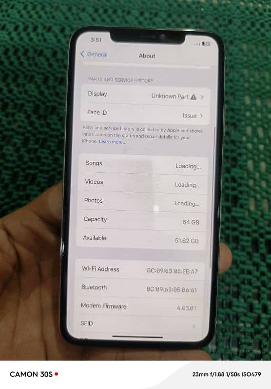 iPhone 11 pro max jv 64gb  10/10 read add 5