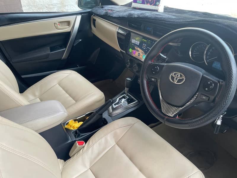 Toyota Corolla GLI 1.3 Automatic 2016 Model Excellent Condtion 4