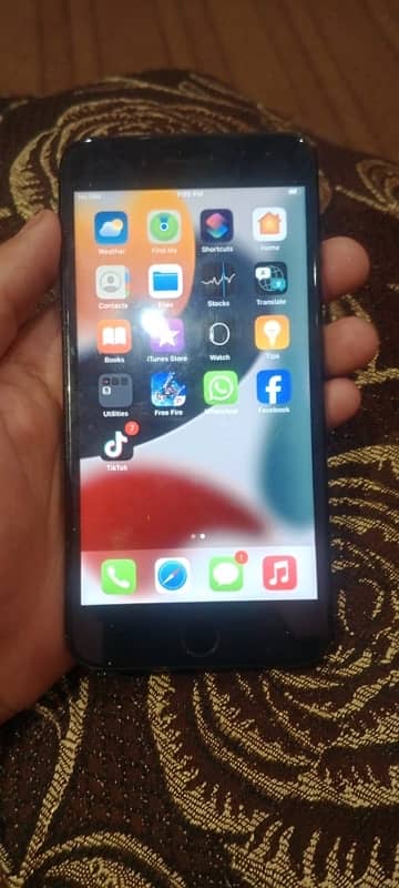 iPhone 7plus 32 gb 82 baterry health urgent sale 0