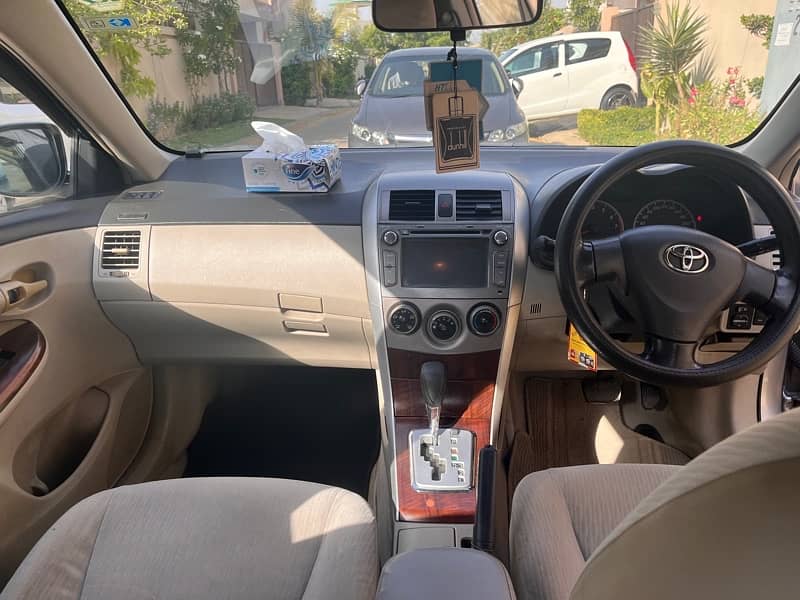 Toyota Corolla GLI 2013 5