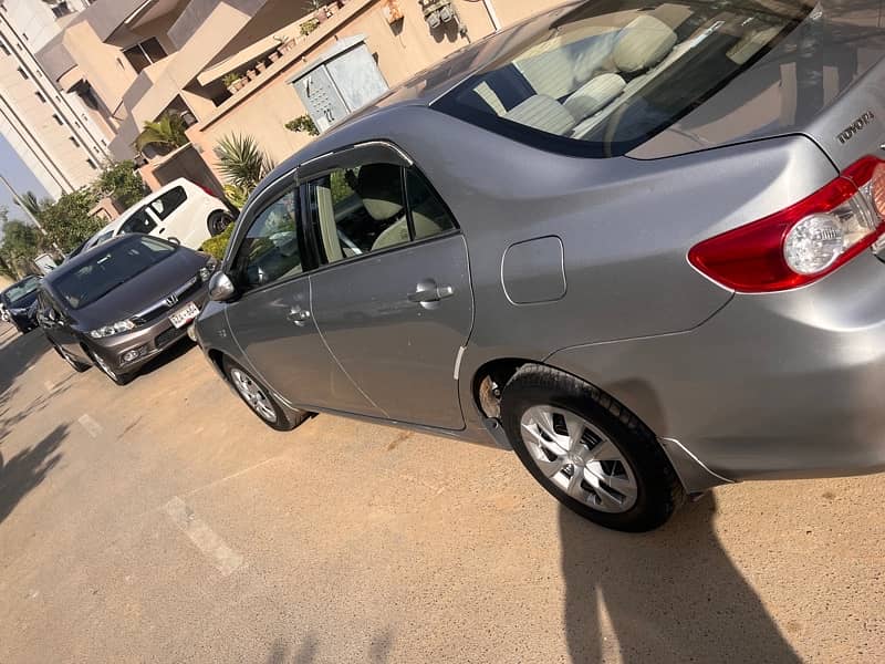 Toyota Corolla GLI 2013 6