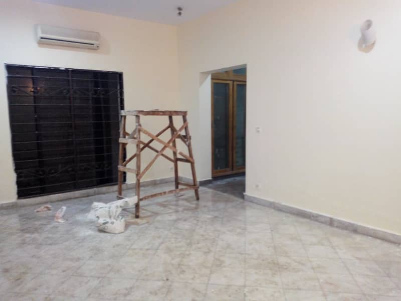 1 Kanal Sprat Gate Portion In Main Cantt 5