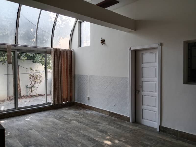 4Kanal House For Silent Office Near Gulberg 20
