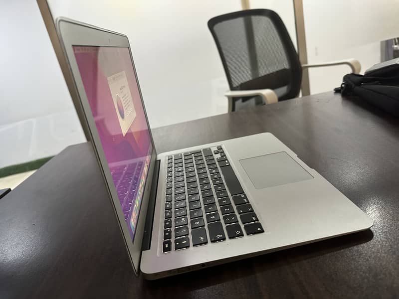 MacBook Air 2017, 13 inch 3