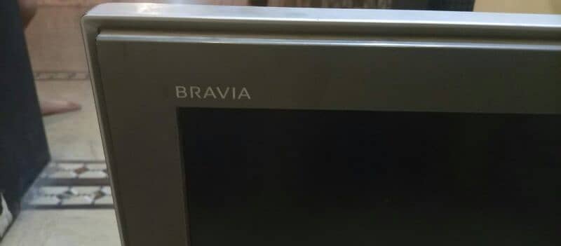 SONY BRAVIA ORIGNAL LCD 8