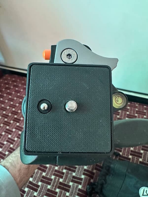 vangaurd camera stand 8