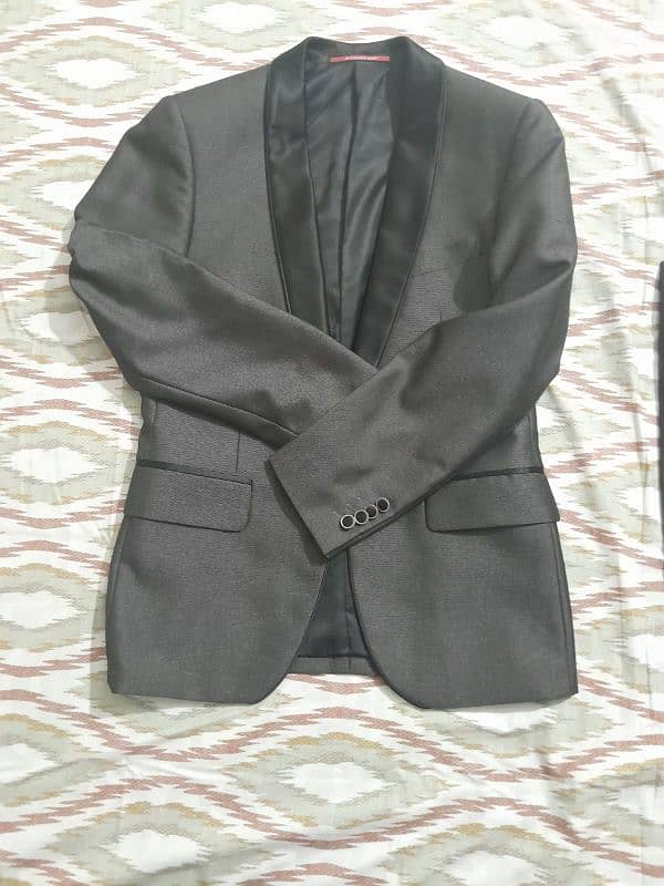 Preloved 2 piece Tuxedo for Sale 4