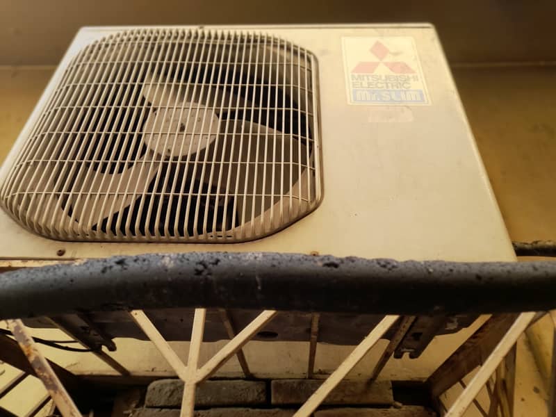 Mitsubishi Split Ac for sale (92-3-0-4 3-7-4-0-4-0-4) 0