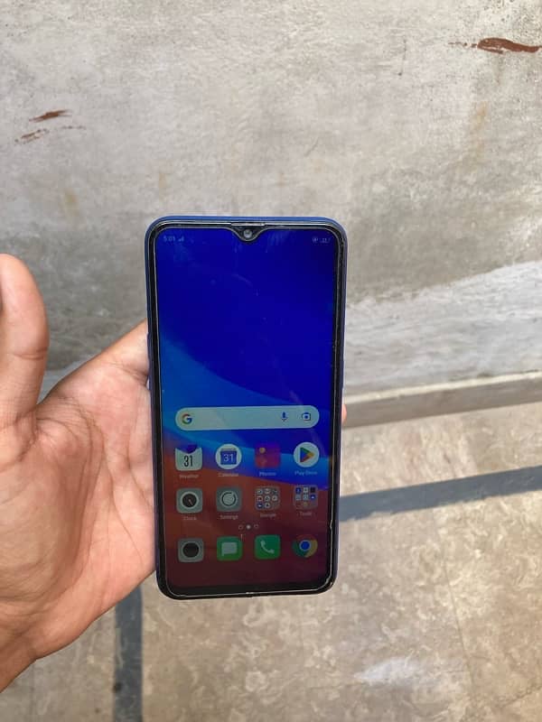 Oppo a5s 3/32 gb ram 2