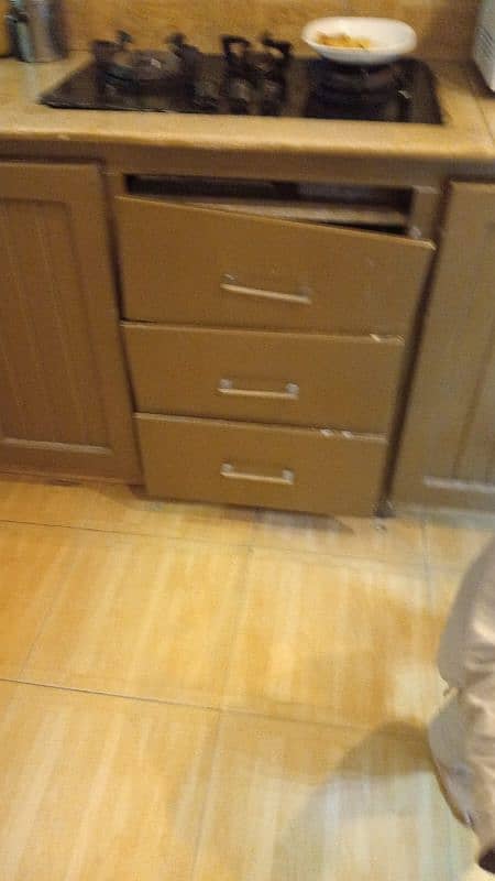 carpanter ka Kam krwany k lia  rabta karen03454835940//////03191922663 17