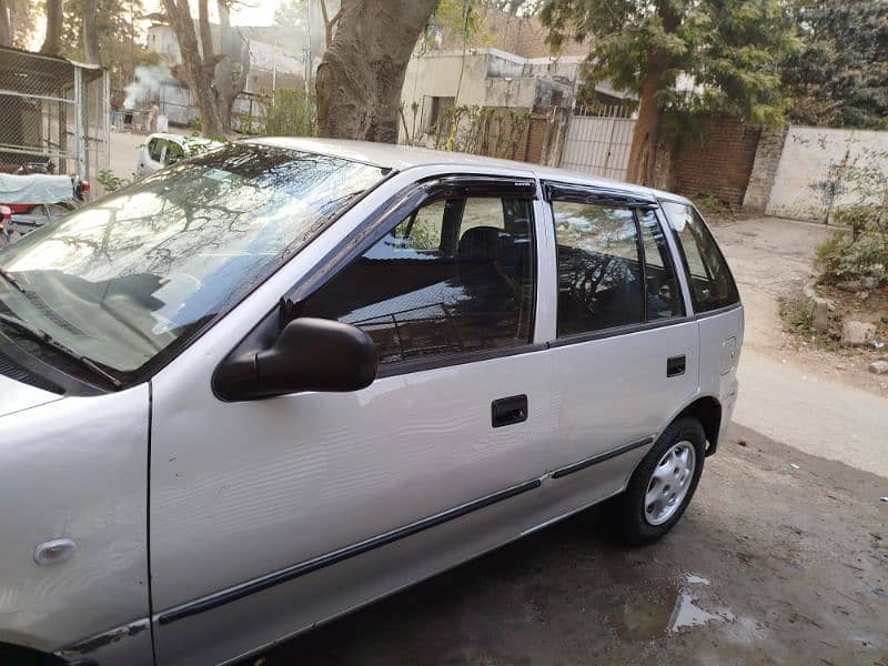 Suzuki Cultus VXR 2001 0