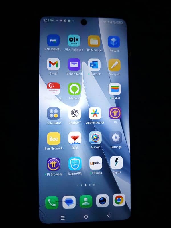 Infinix Hot 40 Pro 0
