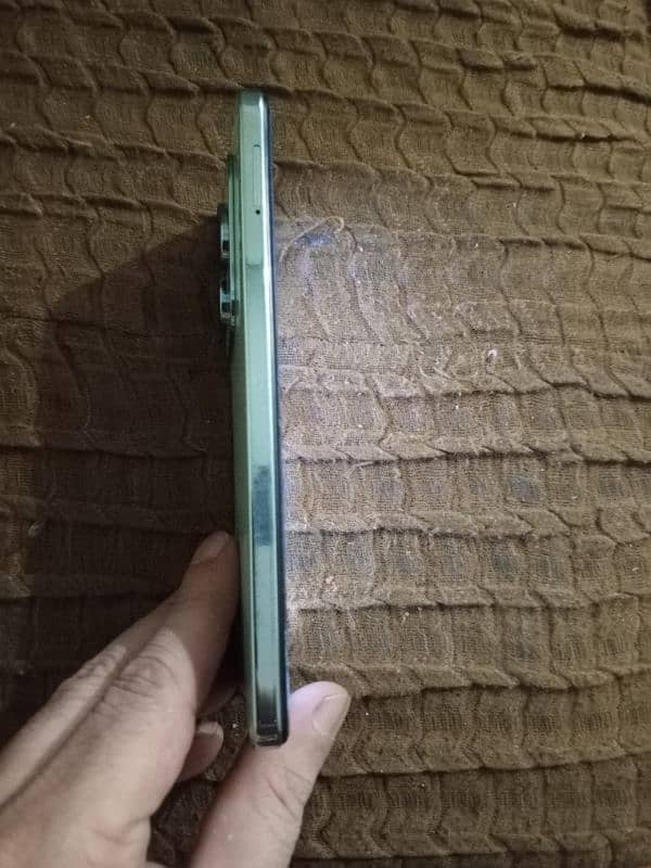 Infinix Hot 40 Pro 2