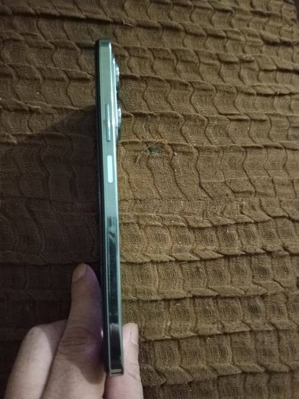 Infinix Hot 40 Pro 8