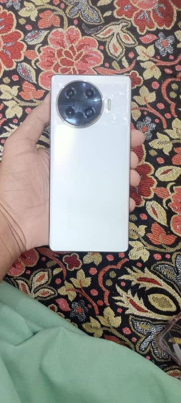 Tecno Spark 20 Pro Plus 0