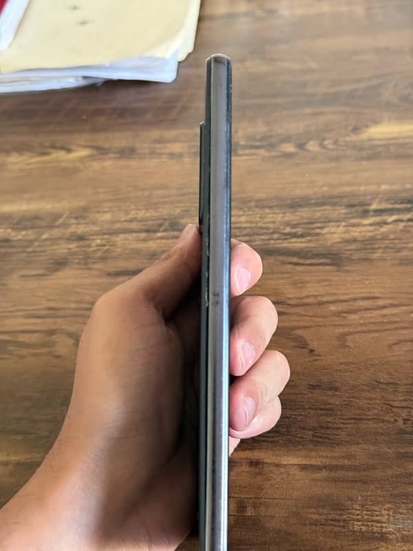 Samsung A72 in brand new condition 3