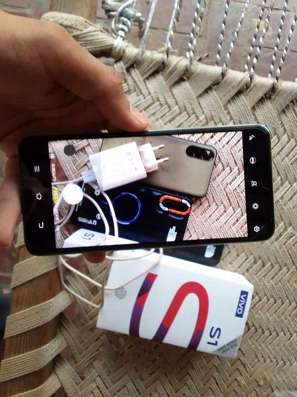 Only exchange not sale Vivo S1  ram 8gb rom 256gb new condition 10/10 0