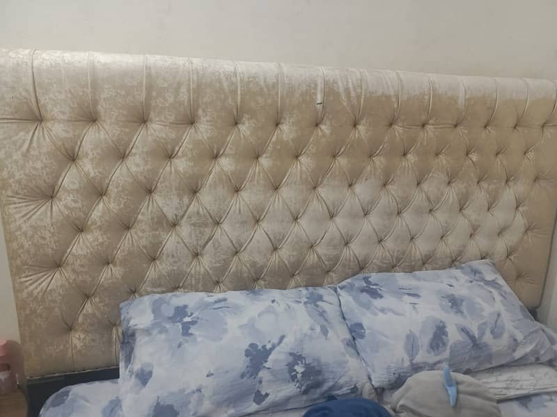 King size used bed with storage option. 3