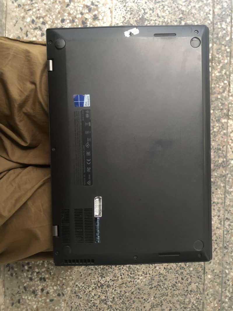 Lenovo carbon x1.  With touch screen i7 4gen 2
