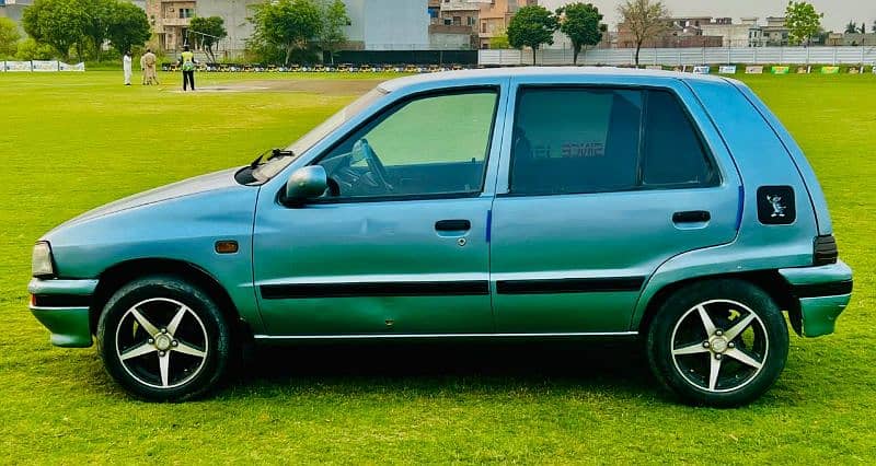 Daihatsu Charade 1988 0