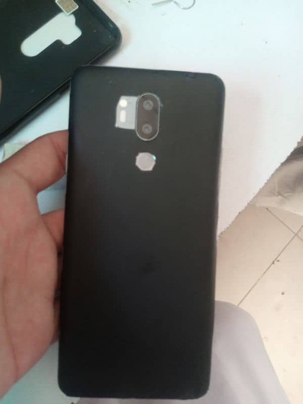 LG G7 THINQ 0