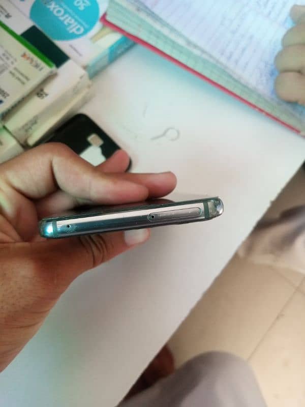 LG G7 THINQ 2
