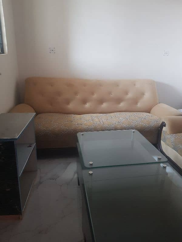 sofa set urgent sale 0