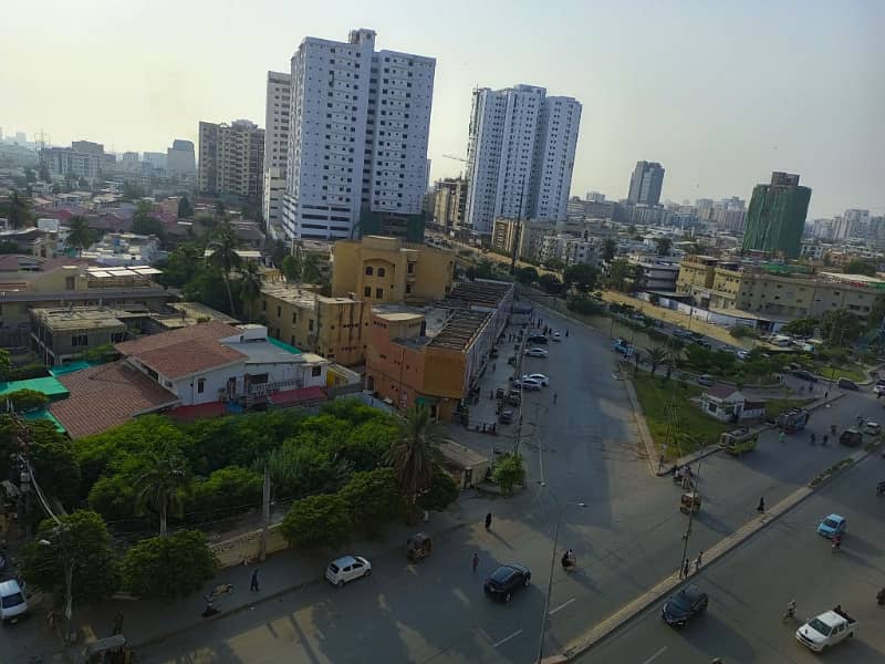 2 & 3 Bedroom Flat For Sale Metro Central Plaza Karachi 6