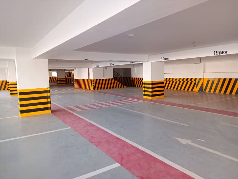 2 & 3 Bedroom Flat For Sale Metro Central Plaza Karachi 9