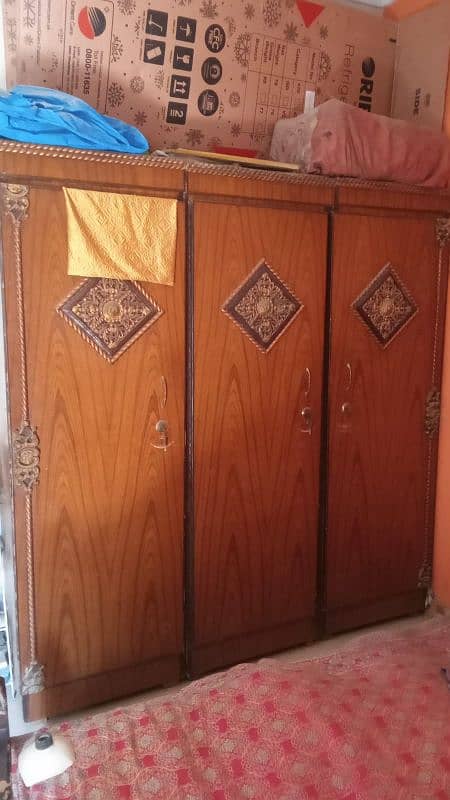 Bed, Wardrobe, divider 2