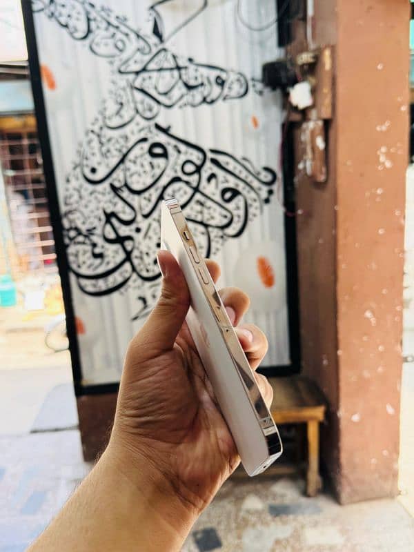 iphone 12 Pro Max 256GB 100 Health 3