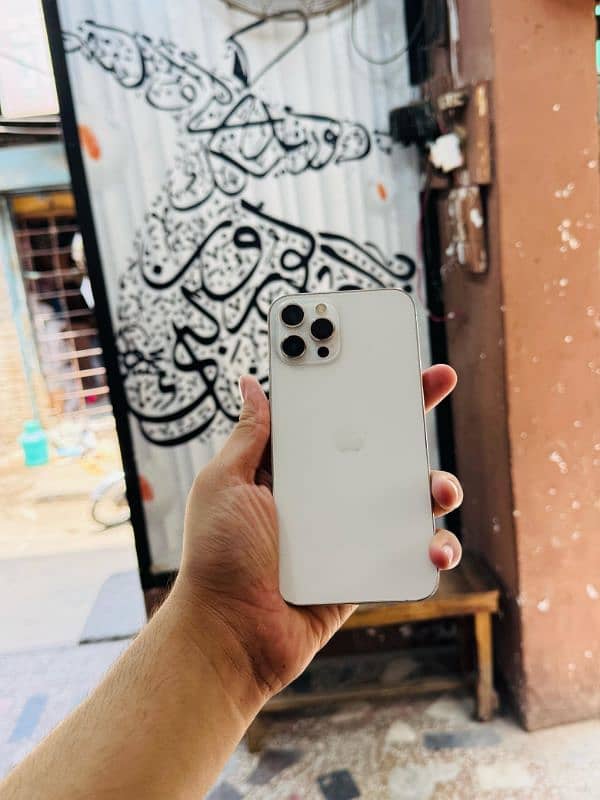 iphone 12 Pro Max 256GB 100 Health 7