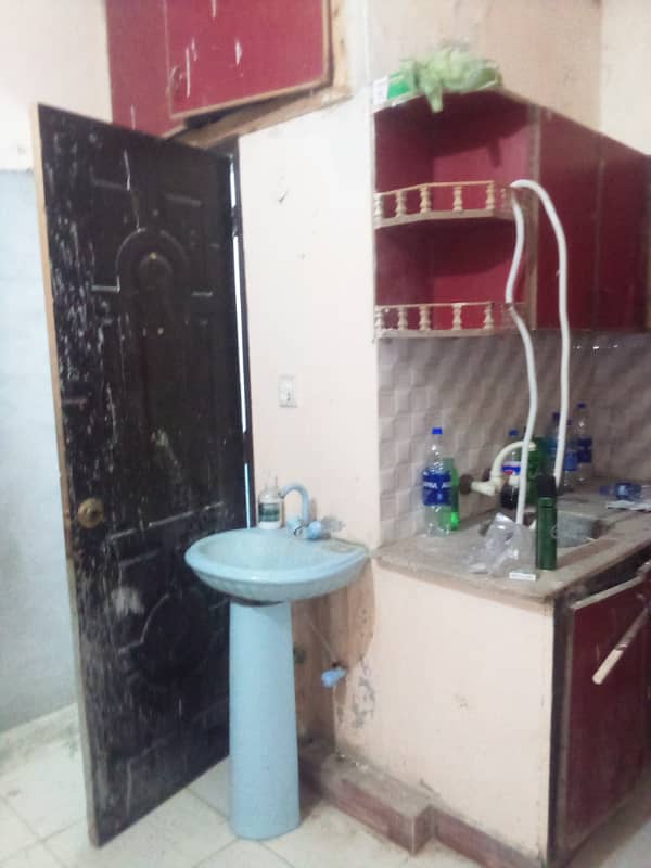 1 Room 1 Lounge Avl For Rent In 31G Allah Wala Town Korangi Crossing 5
