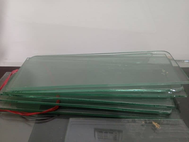 glass shelf 0