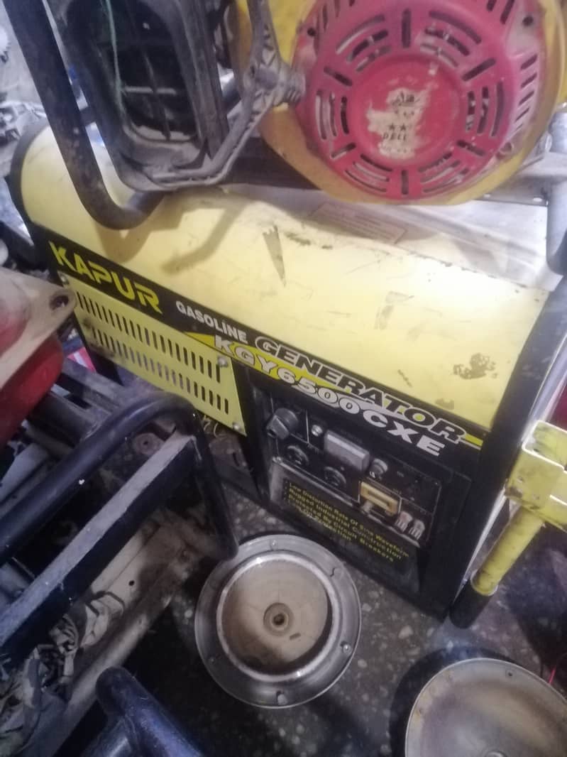 Kapur gasoline generator almost new and reasonable price 2