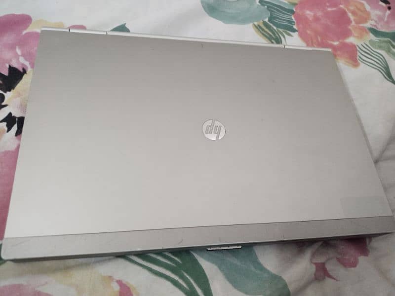 HP laptop used i3 2g 1